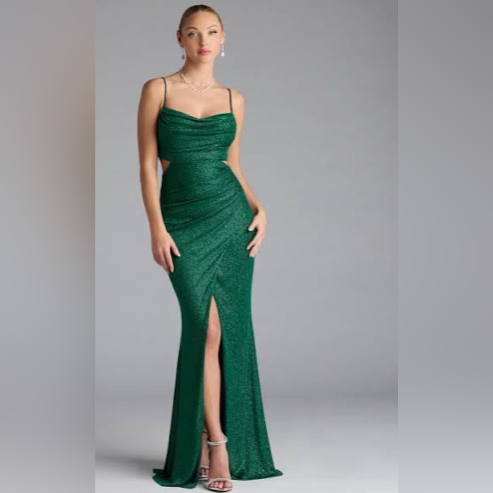 NWT Windsor Eliana cutout green glitter formal prom dress S